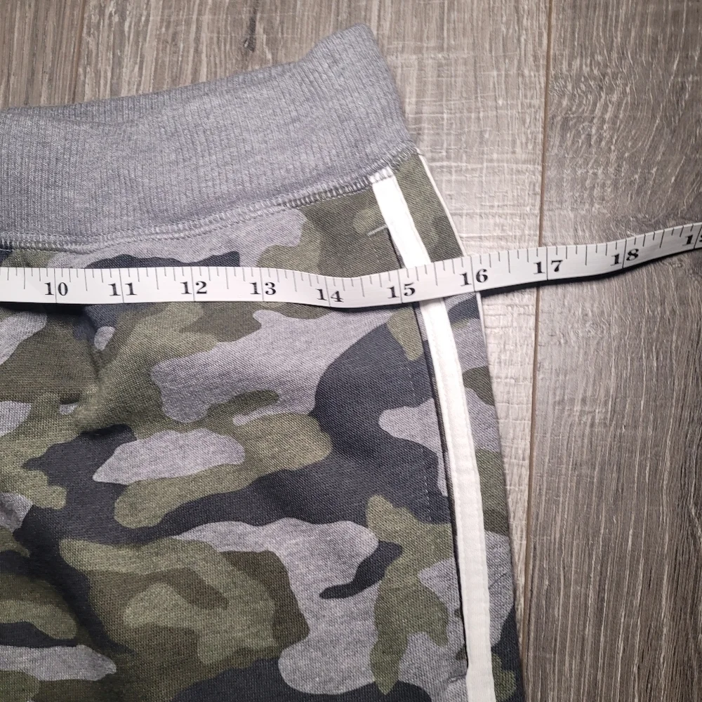 The children's place camo sweatpants size XXL (16)
